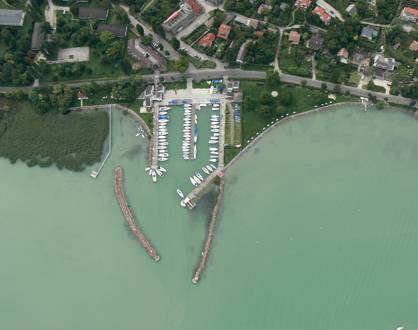 Tihany, Vitorlás Iskola Kft (THE)